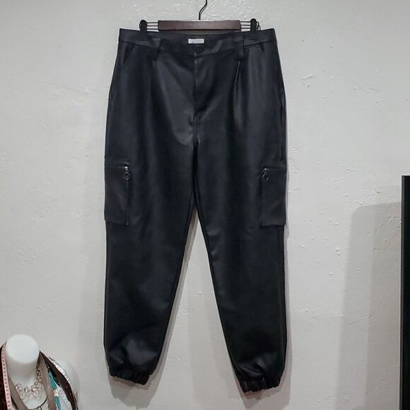 Kancan High Rise Faux Leather Cargo Joggers Size 30 - Picture 8 of 15